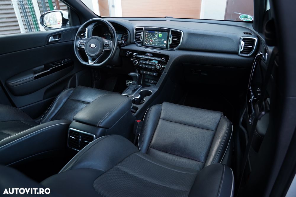 Kia Sportage 2,0 CRDI AWD Aut. GT Line - 4