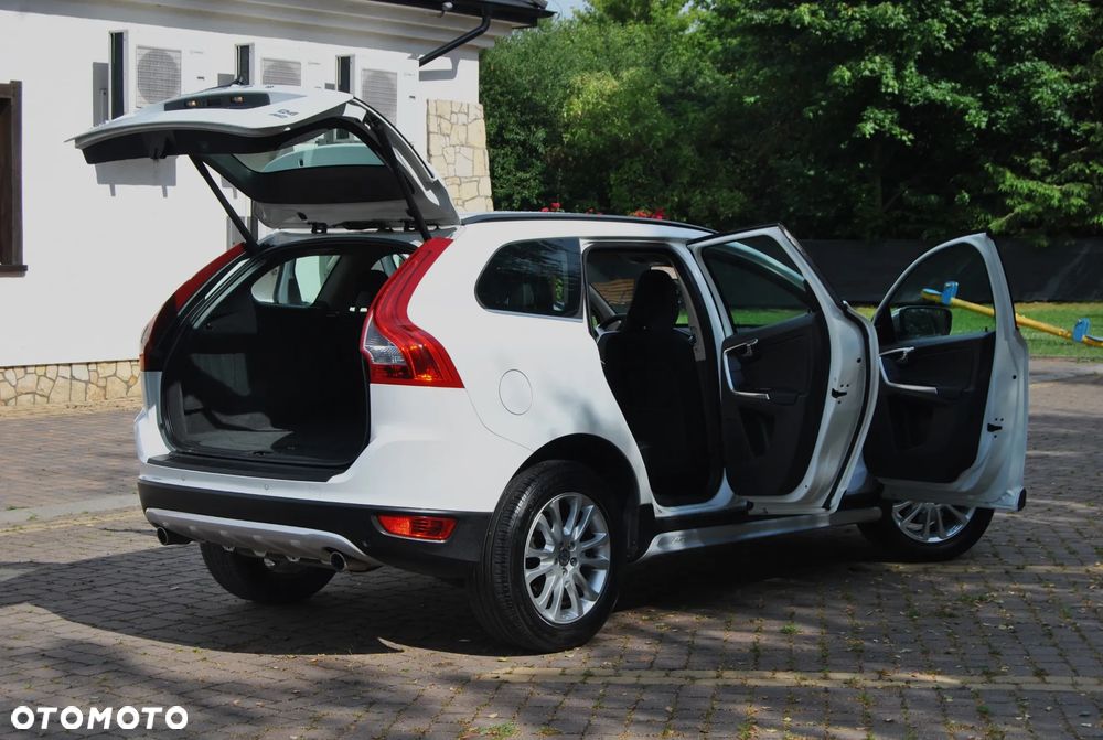 Volvo XC 60 - 21