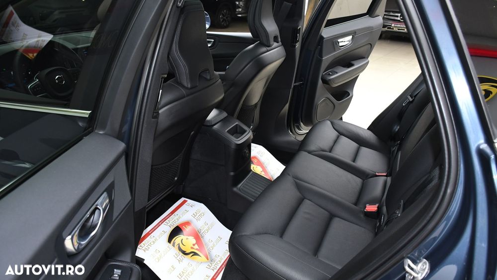 Volvo XC 60 Recharge T6 Twin Engine eAWD Inscription Expression - 12