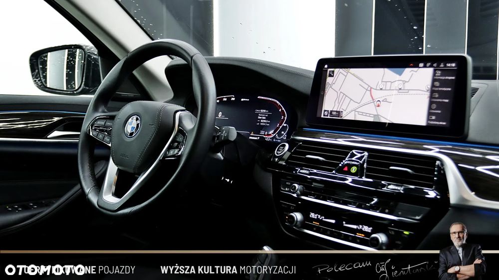 BMW Seria 5 530e xDrive PHEV - 19