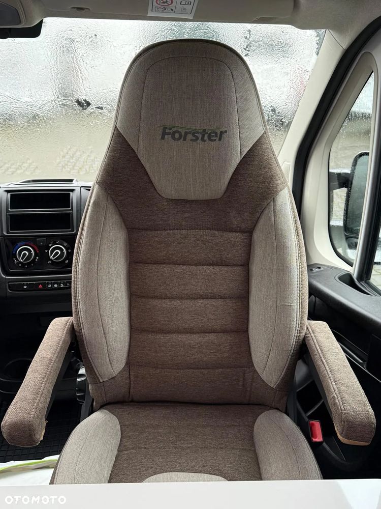 Eura Mobil Forster 541 Youngsrer L2H2 Dla 2 osób Nowy FV23% - 32
