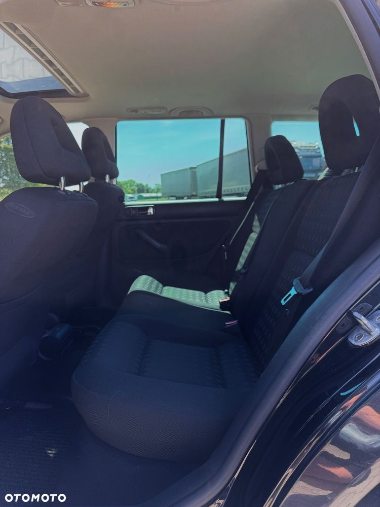 Volkswagen Bora Variant 1.6 Comfortline - 18