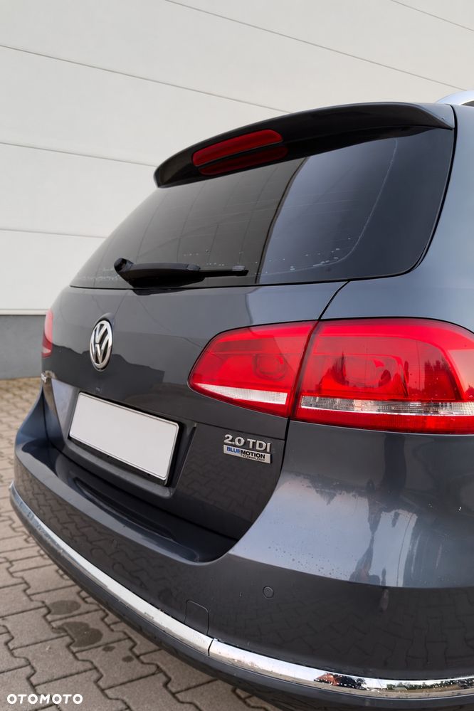 Volkswagen Passat - 7