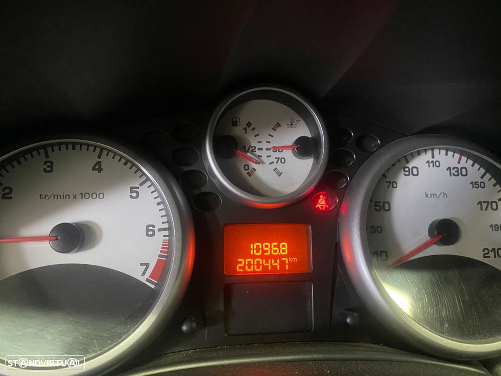 Peugeot 207 1.4 16V Open - 13