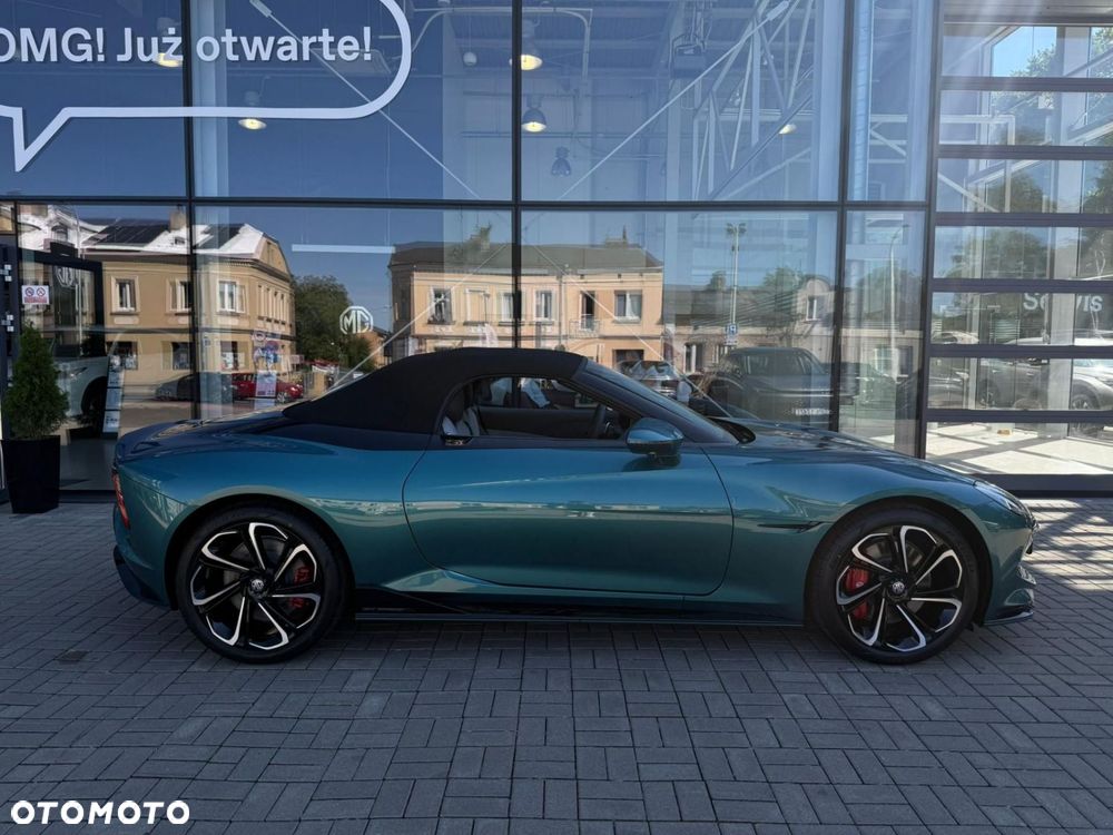 MG Cyberster 77kWh AWD Czarny Dach - 10