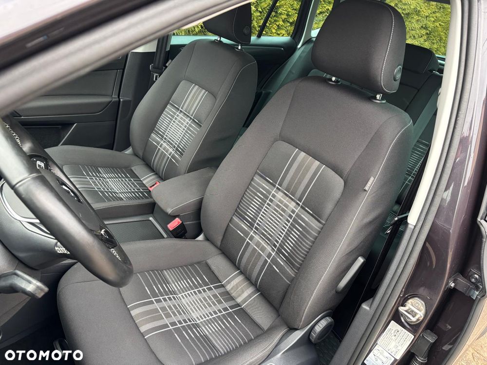 Volkswagen Golf Sportsvan 1.6 TDI BlueMotion Technology Comfortline - 12