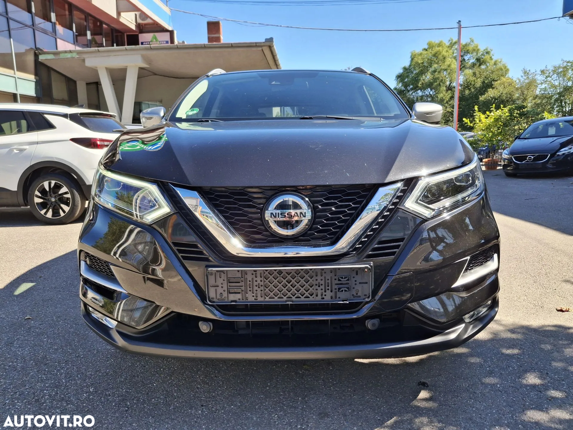Nissan Qashqai 1.3 DIG-T TEKNA+ - 23