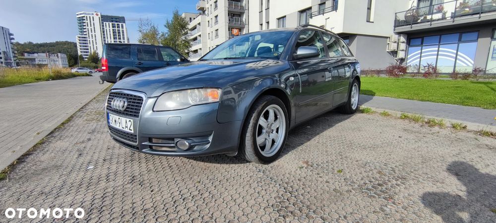Audi A4 Avant - 1
