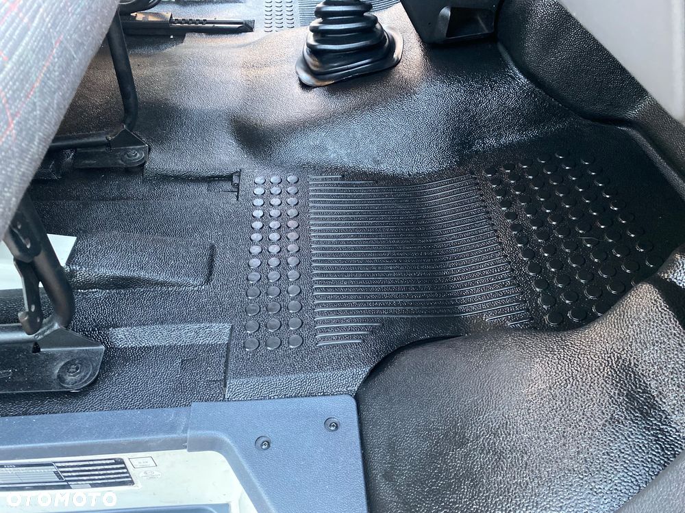 Ford TRANSIT 2,5 D Pompa na linkę, bezwypadkowy - 29