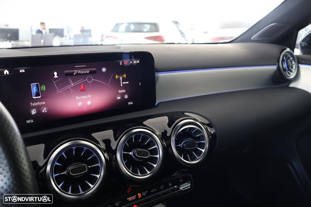 Mercedes-Benz A 250 e - 36