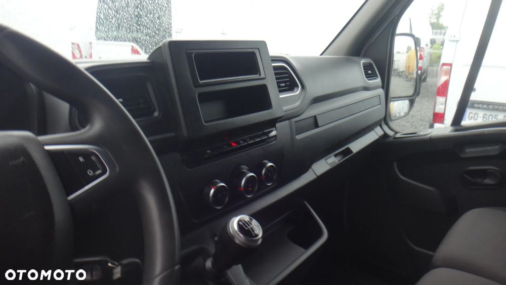 Renault Master - 9