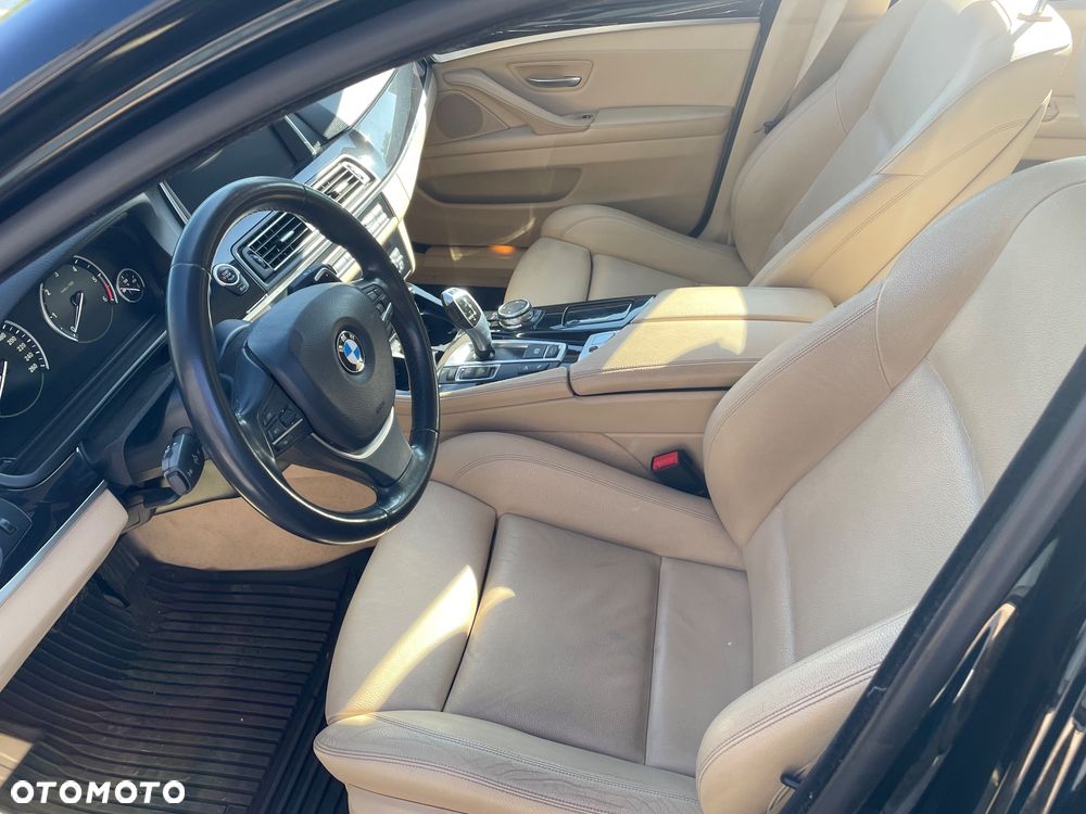 BMW Seria 5 520d xDrive - 20