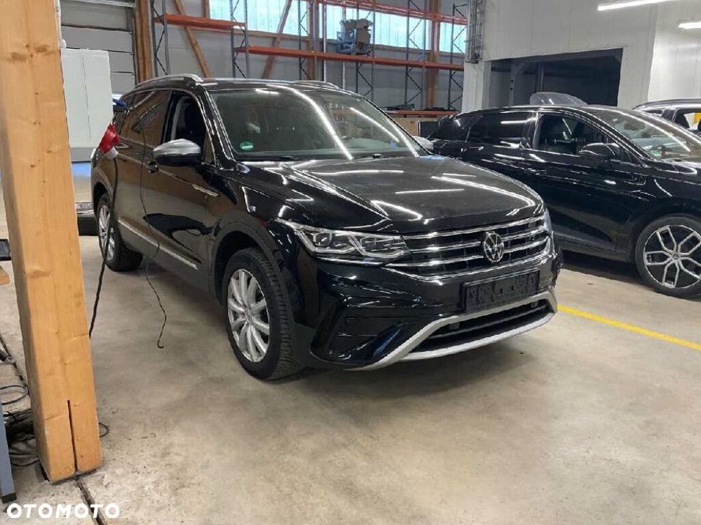 Volkswagen Tiguan Allspace 2.0 TDI 4Mot Elegance DSG - 4