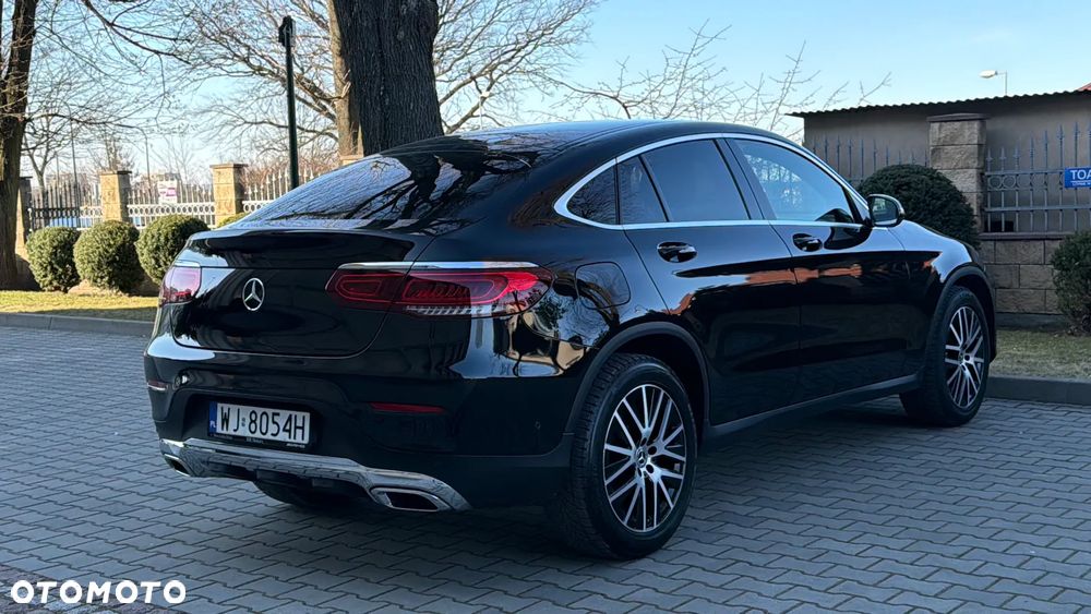 Mercedes-Benz GLC - 12