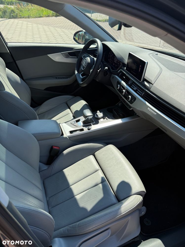 Audi A4 Allroad - 37