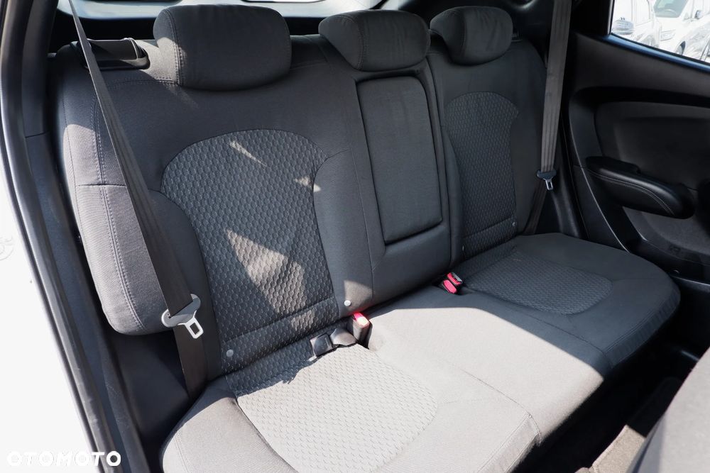 Hyundai ix35 1.7 CRDi 2WD Comfort - 13