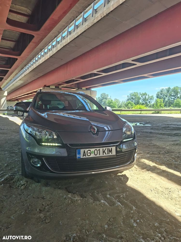 Renault Megane dCi 110 FAP EDC Bose Edition - 9