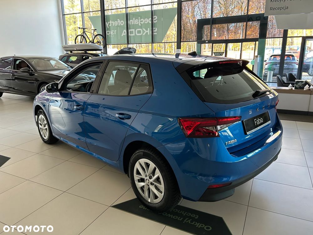 Skoda Fabia 1.0 TSI Drive - 4