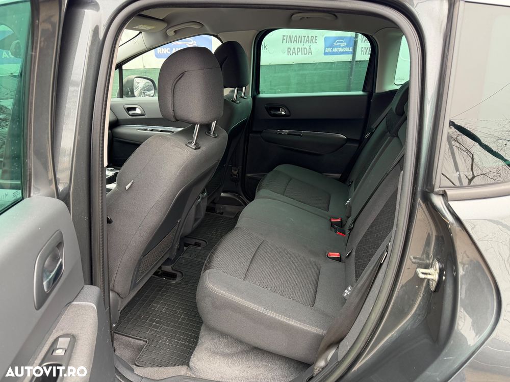 Peugeot 3008 HDi FAP 115 Style - 11