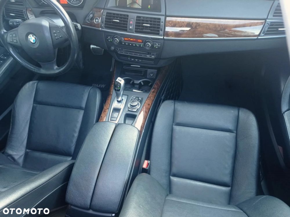 BMW X5 xDrive35i - 18
