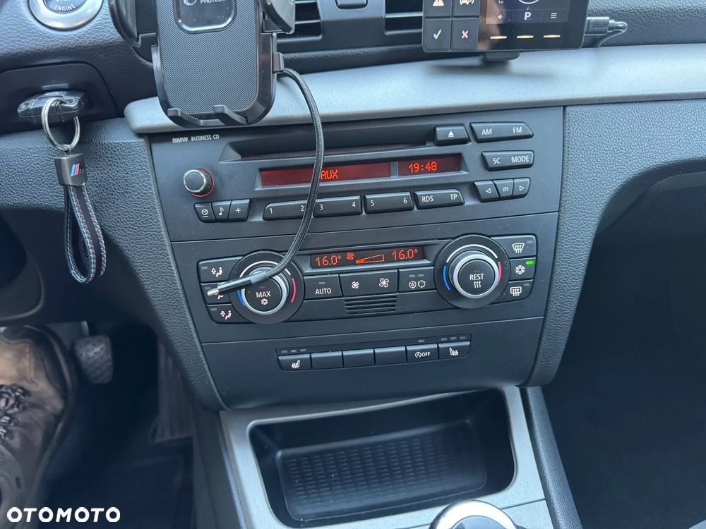 BMW Seria 1 116i - 19