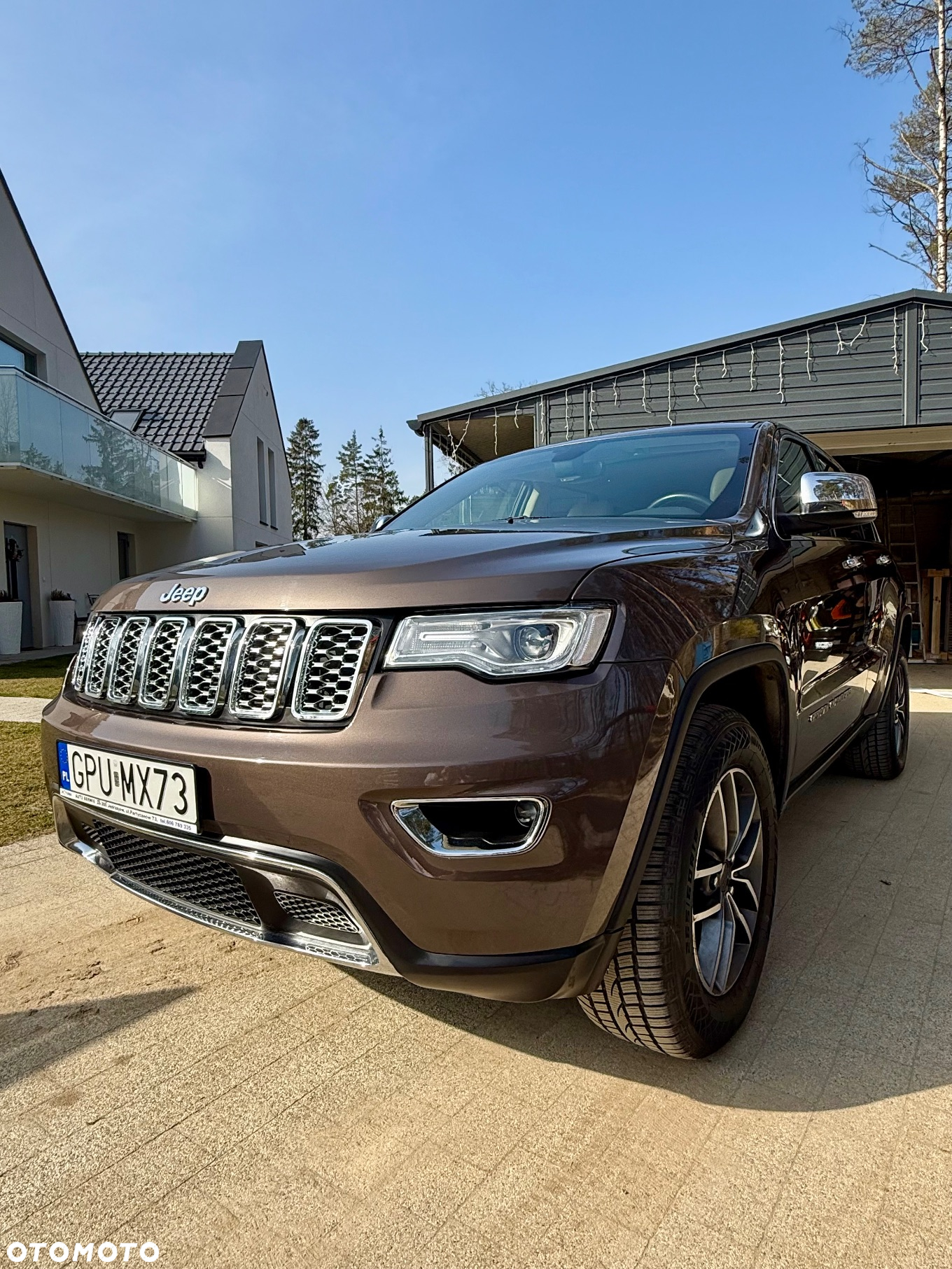 Jeep Grand Cherokee - 10
