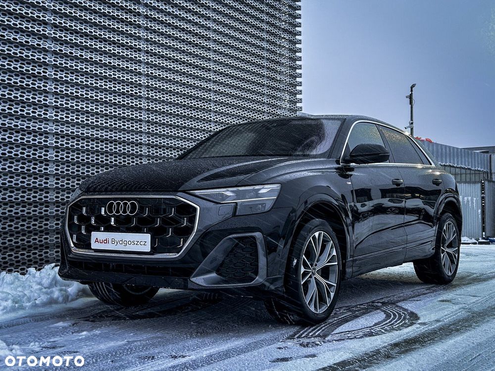 Audi Q8 - 2