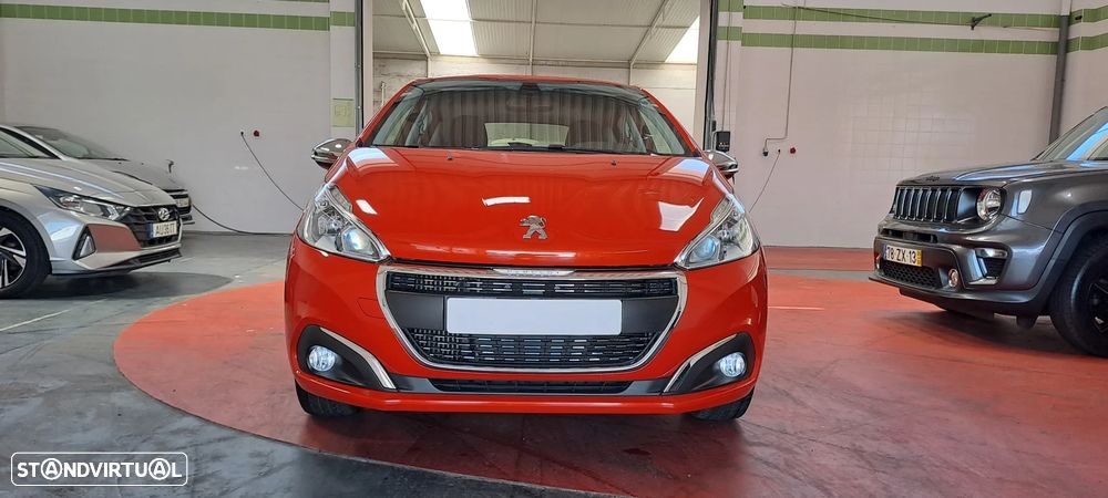 Peugeot 208 1.2 PureTech Allure - 22