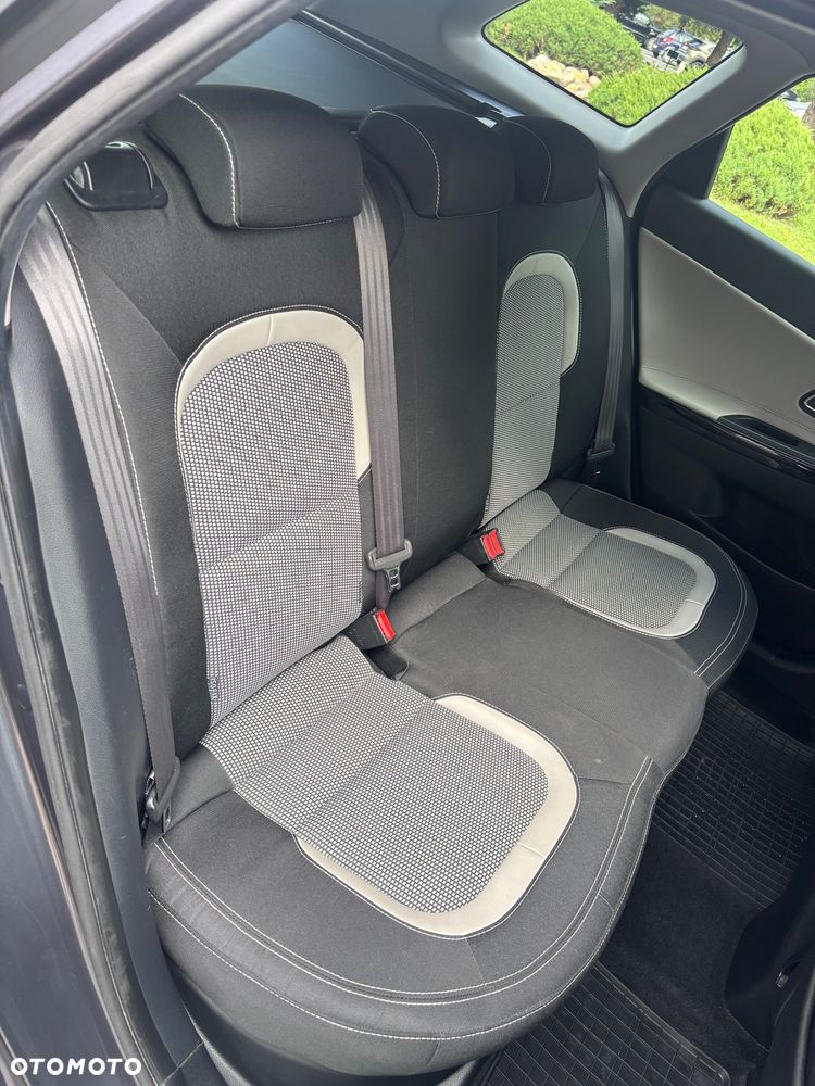 Kia Ceed 1.6 CRDi L Business Line - 12