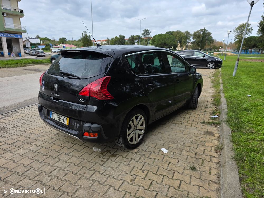 Peugeot 3008 2.0 HDi Hybrid4 99g J18 - 5