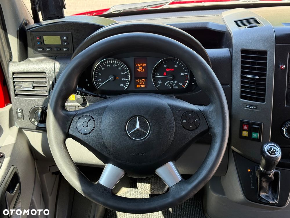 Mercedes-Benz SPRINTER 516 CITY - 29
