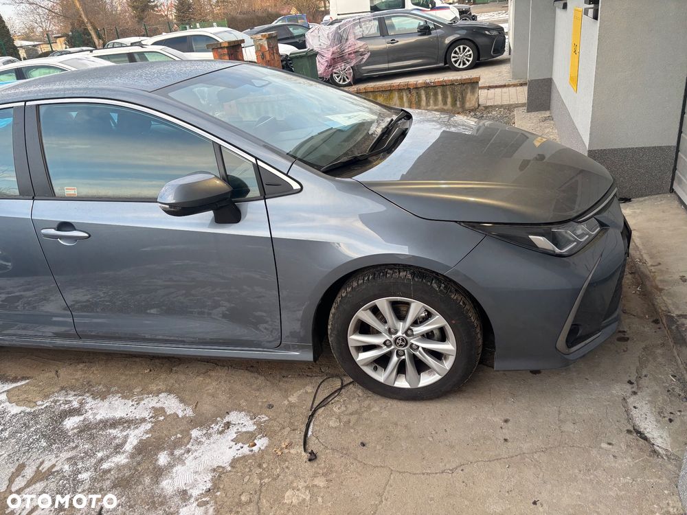 Toyota Corolla - 2