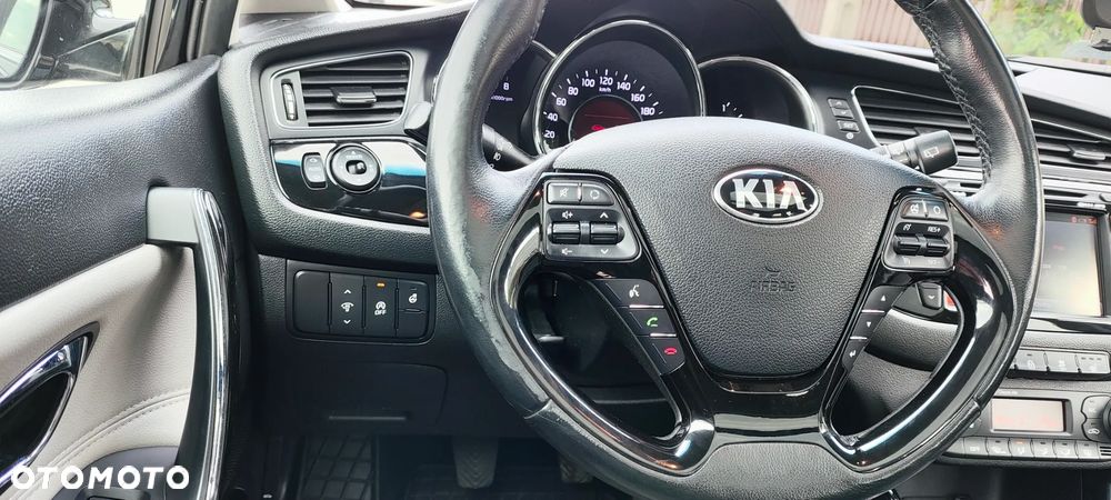 Kia Ceed 1.6 GDI XL - 8