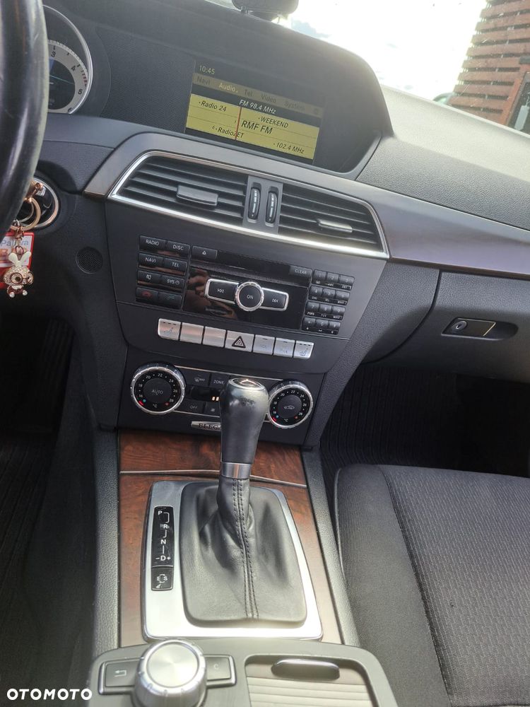 Mercedes-Benz Klasa C 200 CDI DPF Automatik BlueEFFICIENCY Elegance - 7