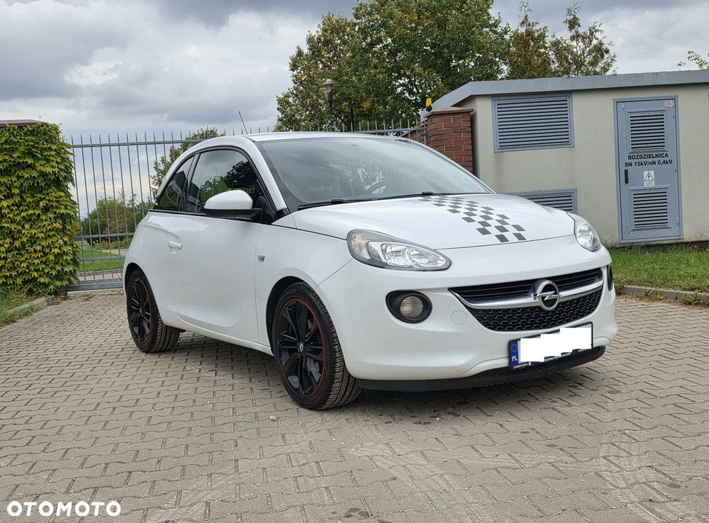 Opel Adam 1.2 Black Jack S&S - 10