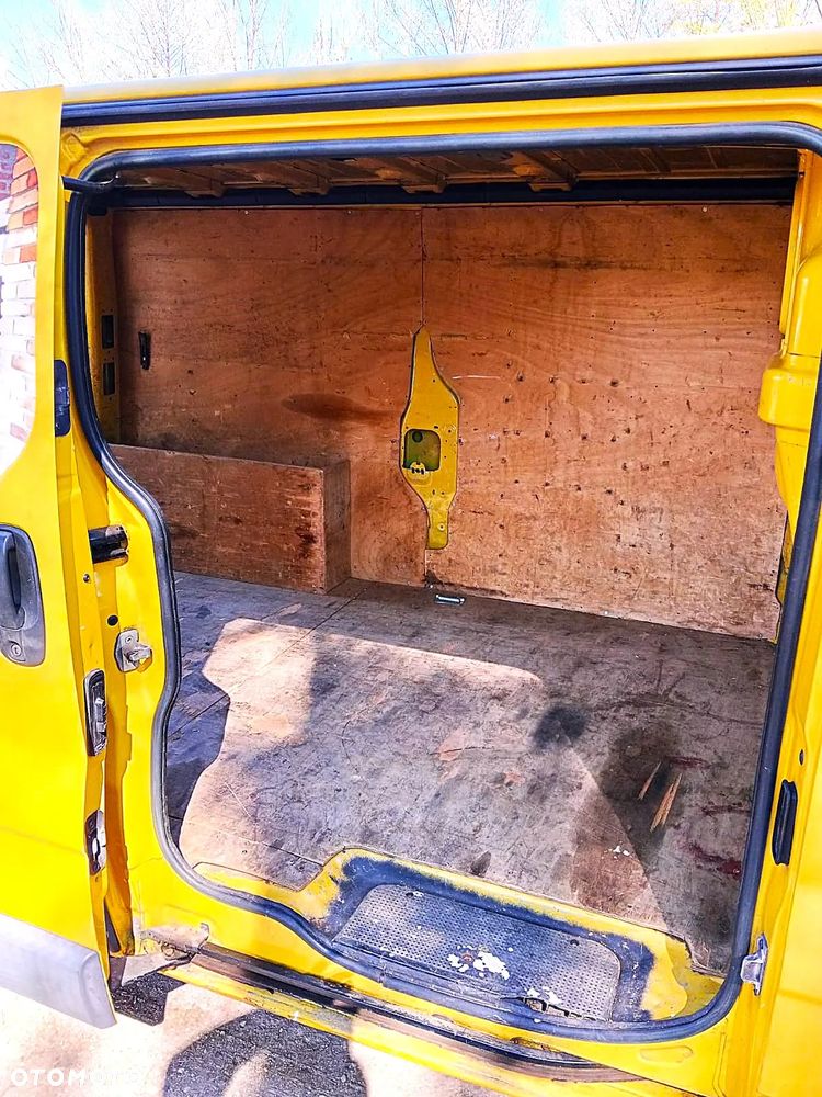 Opel Vivaro - 14