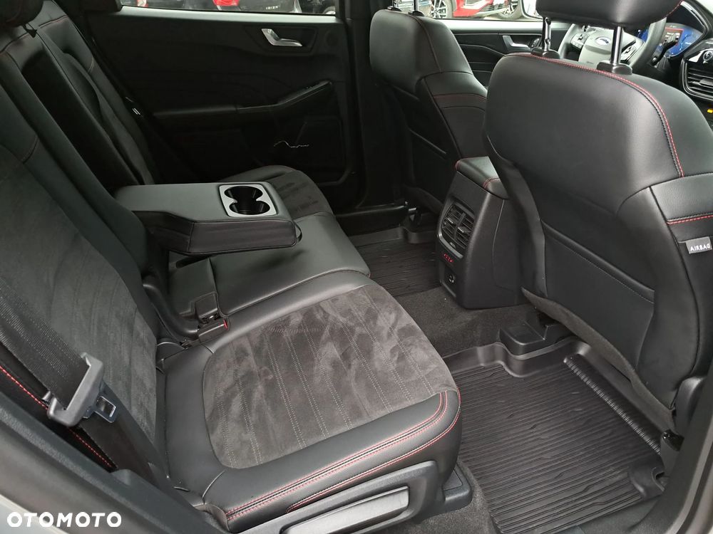 Ford Kuga 2.0 EcoBlue AWD ST-Line X - 25