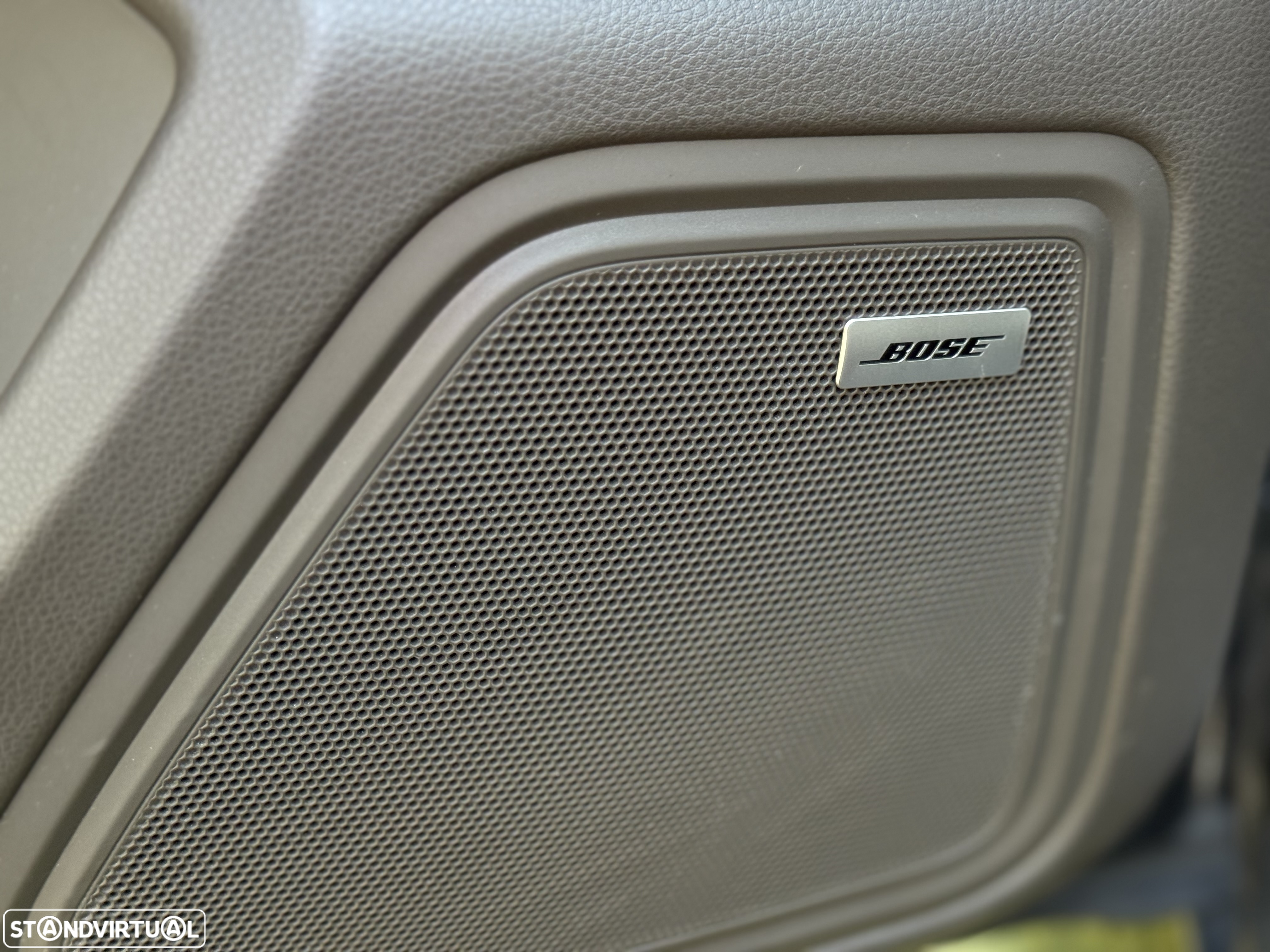 Porsche Macan S - 35
