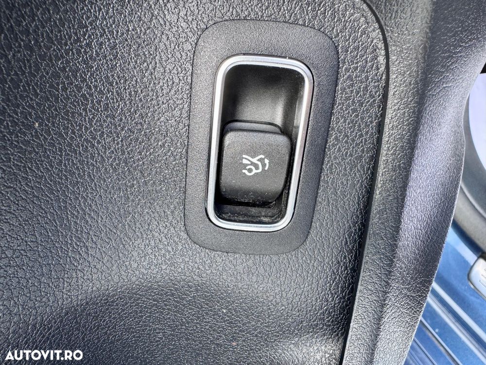 Mercedes-Benz A 180 d 7G-DCT - 37