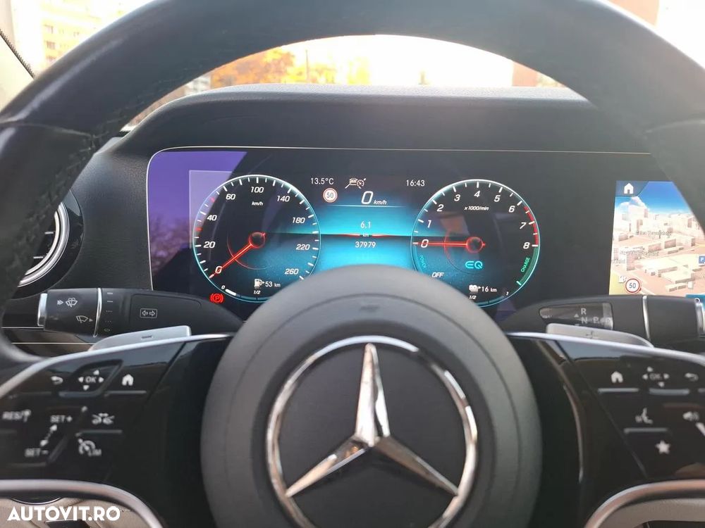 Mercedes-Benz E - 10