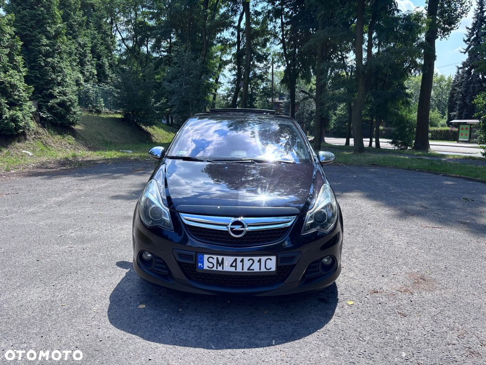 Opel Corsa 1.4 16V Cosmo - 2