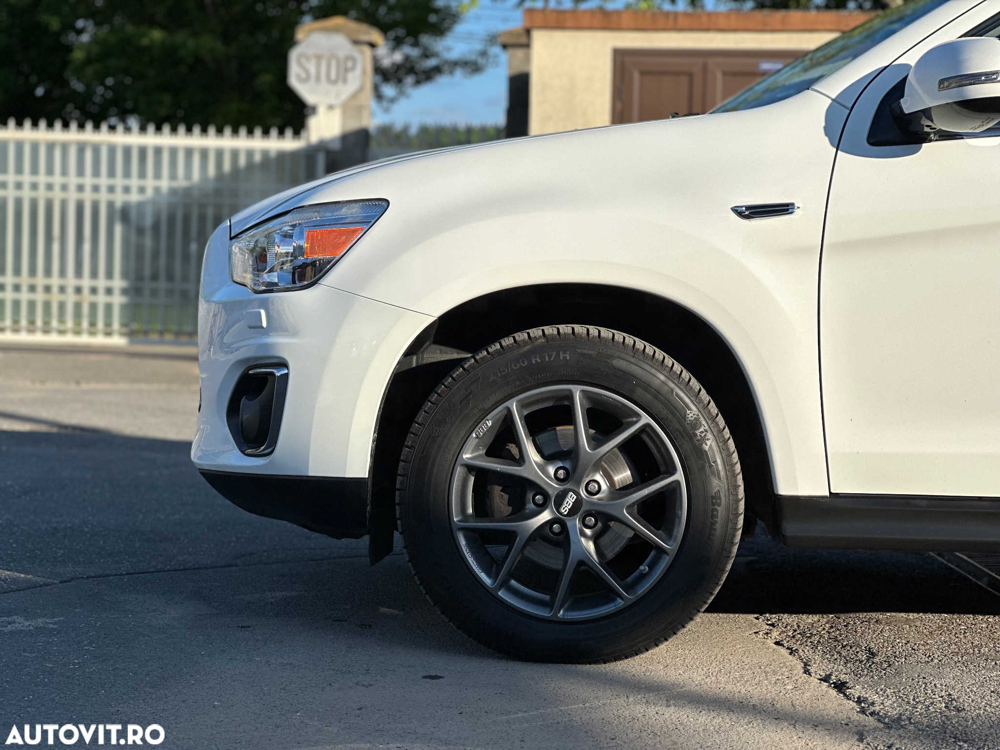 Mitsubishi ASX 2.2 DI-D 4WD Automatik Diamant Edition - 29