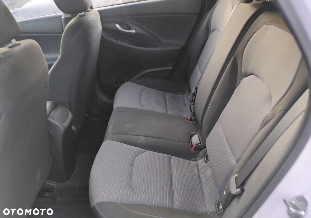 Hyundai i30 - 10