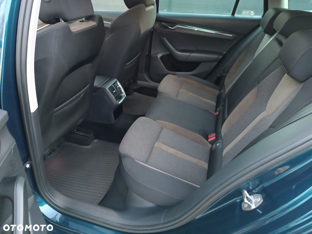 Skoda Octavia 2.0 TSI 4x4 Sportline DSG - 31