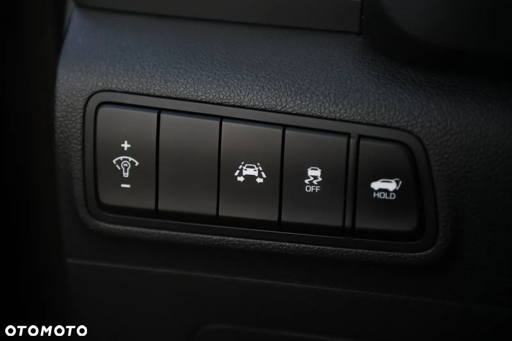 Hyundai Tucson blue 1.7 CRDi 2WD DCT Premium - 24