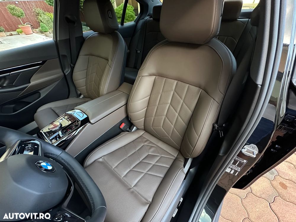BMW Seria 5 520i AT MHEV - 10