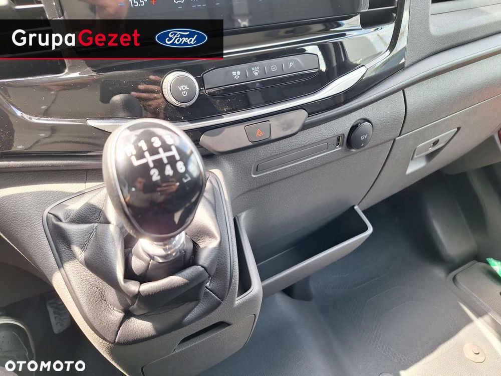 Ford Transit - 12