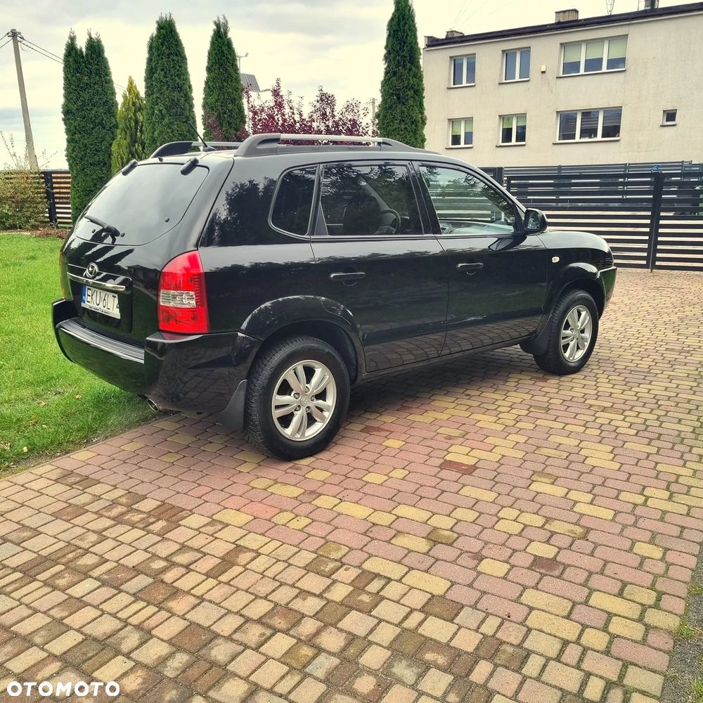 Hyundai Tucson 2.0 Active / Style - 21