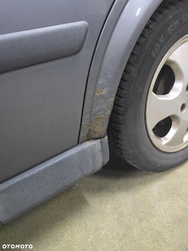 Opel Astra II 1.4 Comfort / Cool - 12