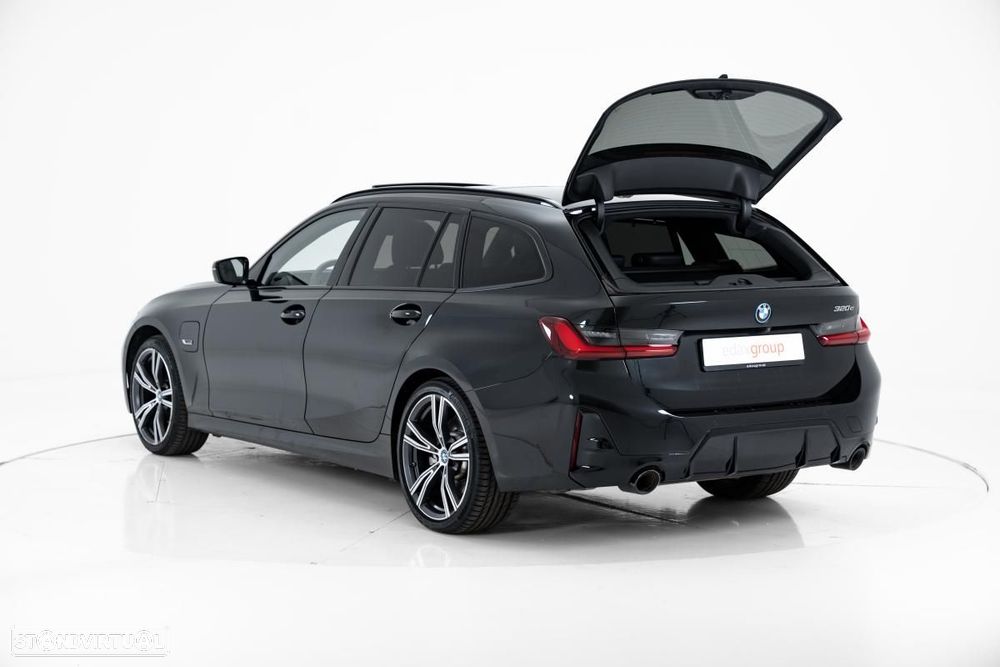BMW 320 e Pack Desportivo M Auto - 6